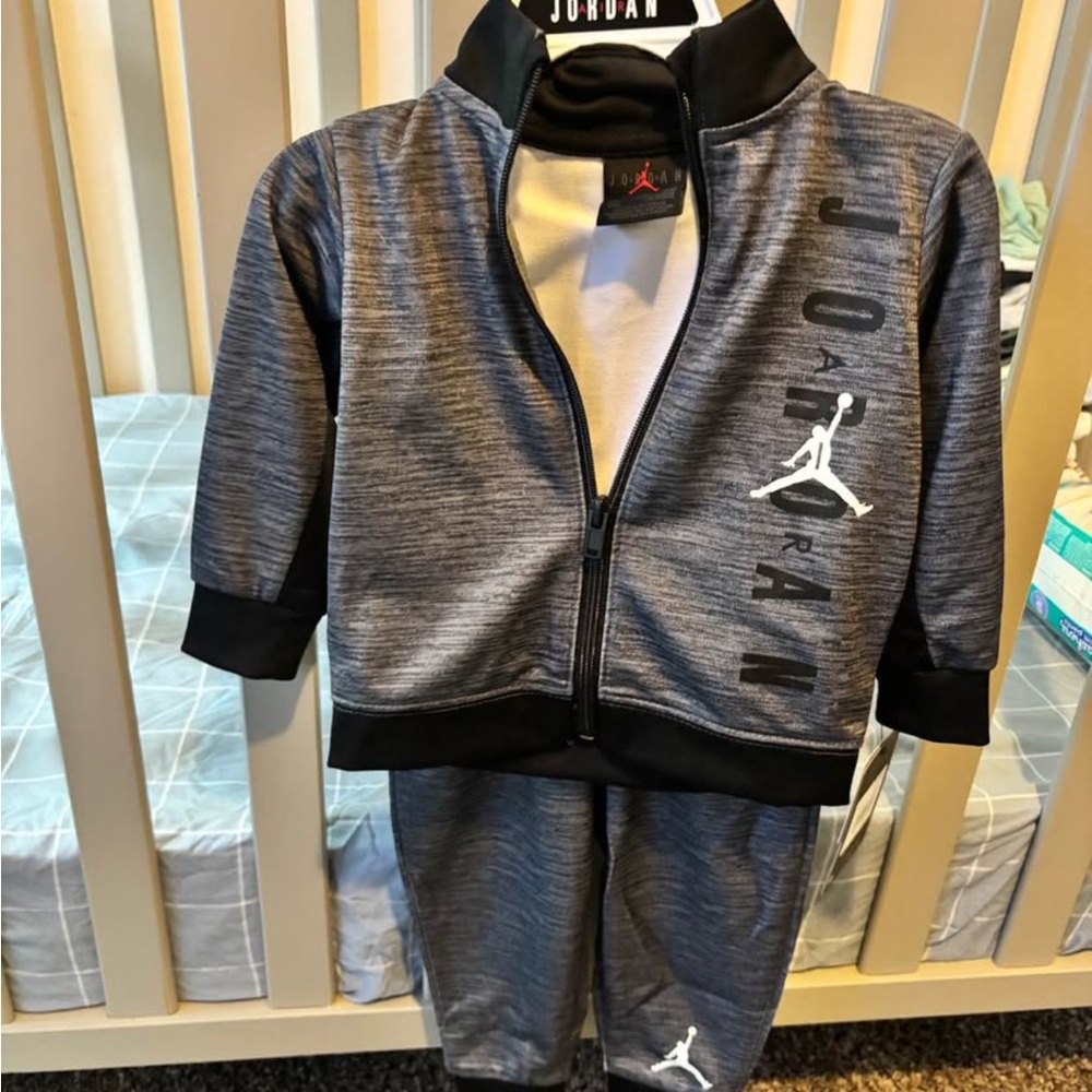 Jordan Carbon Heather Tracksuit
